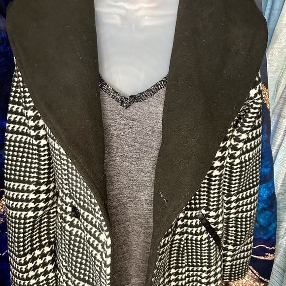 IZ Byer Plaid Pea Coat Jacket w/ Oversized Hood. Size X-Small - Picture 3 of 15